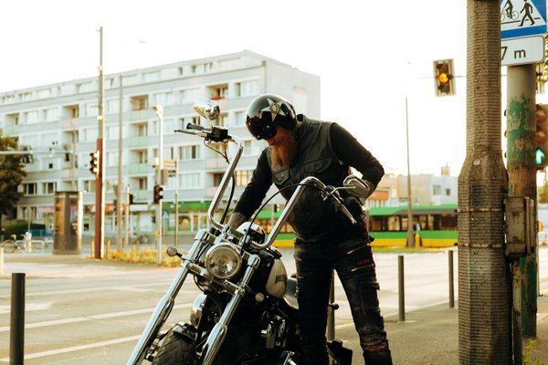 Les Révolutions de la 5G pour les Véhicules Intelligents Connectés